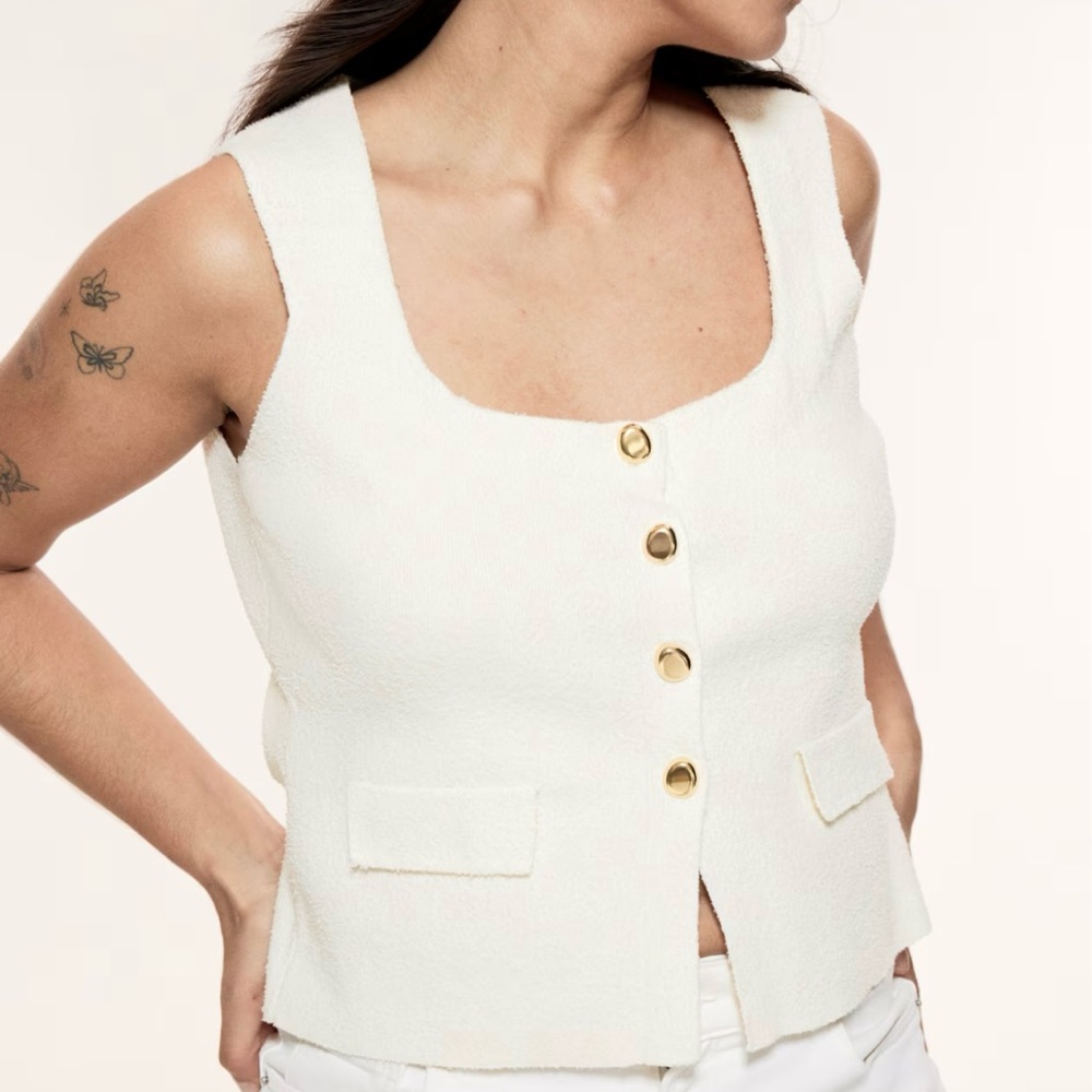 NWT H&M Cream Button-Front Blouse - Picture 2 of 7